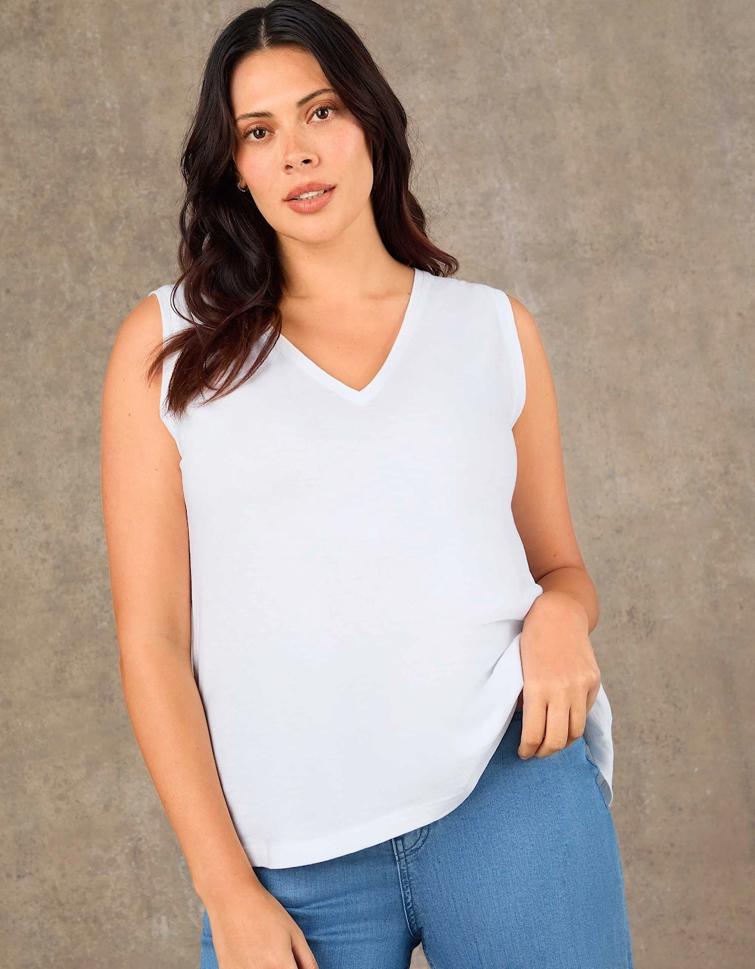Live Unlimited London Live Unlimited London Women's White Cotton Slub V Neck Vest With Curved Hem