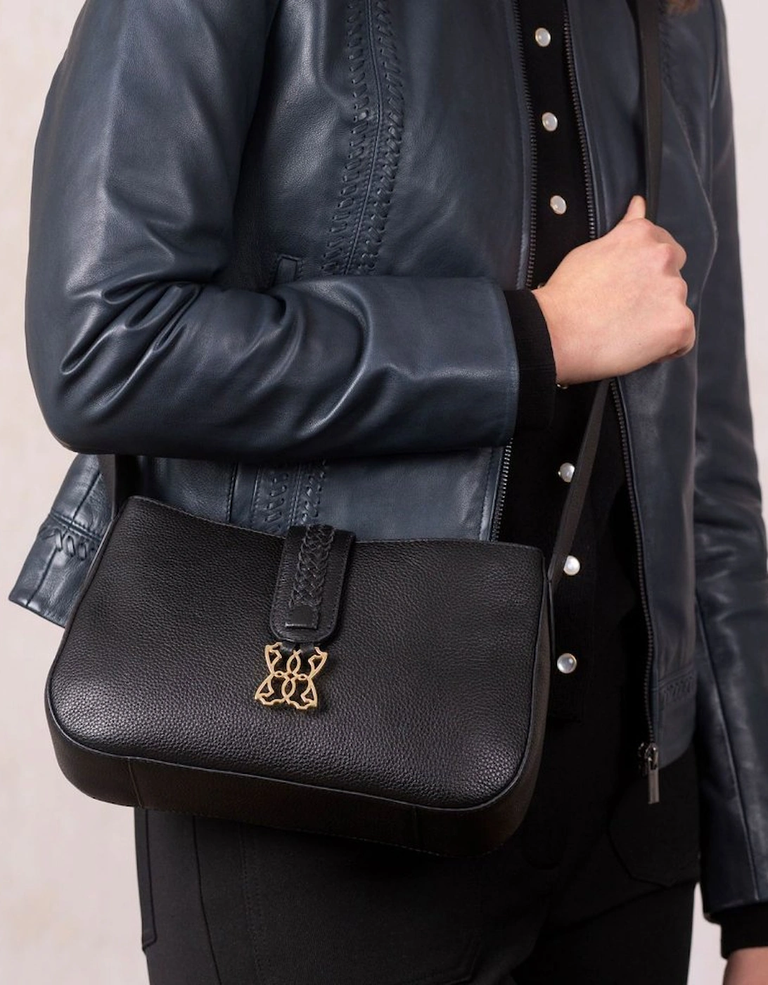 Dalston Womens Crossbody Bag