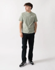 Thumbnail 2 of 4