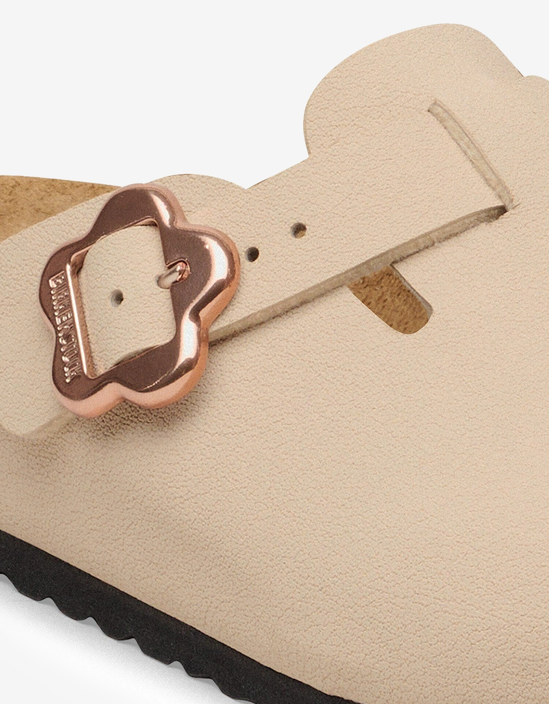 BIRKENSTOCK Girls Boston Flower Buckle BFBC Clogs in Beige