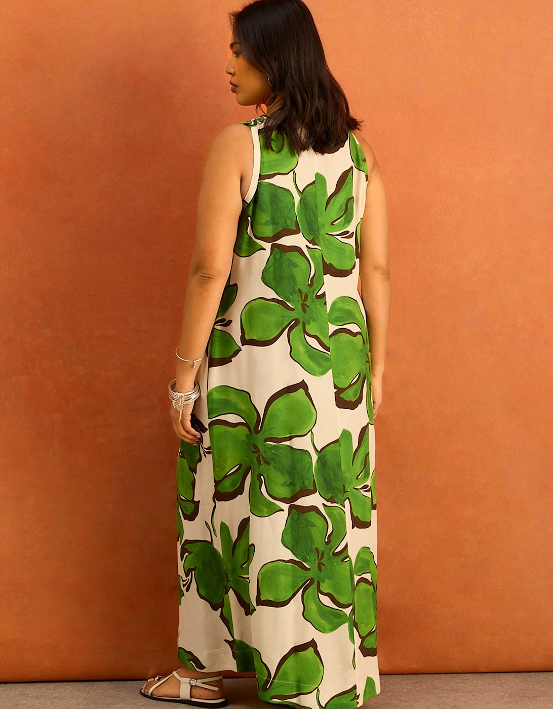 Green Floral Print Scoop Neck Maxi Dress