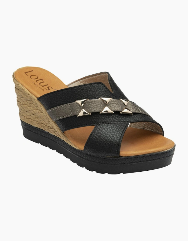 Barracuda Womens Wedge Sandals