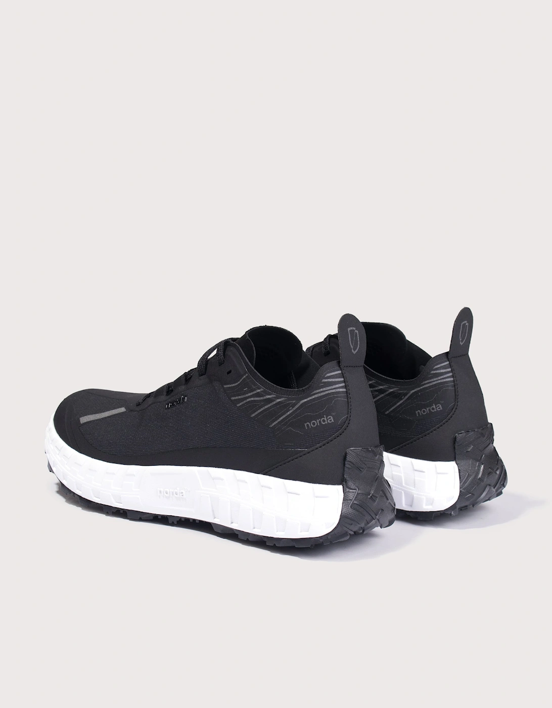 001A Trainers