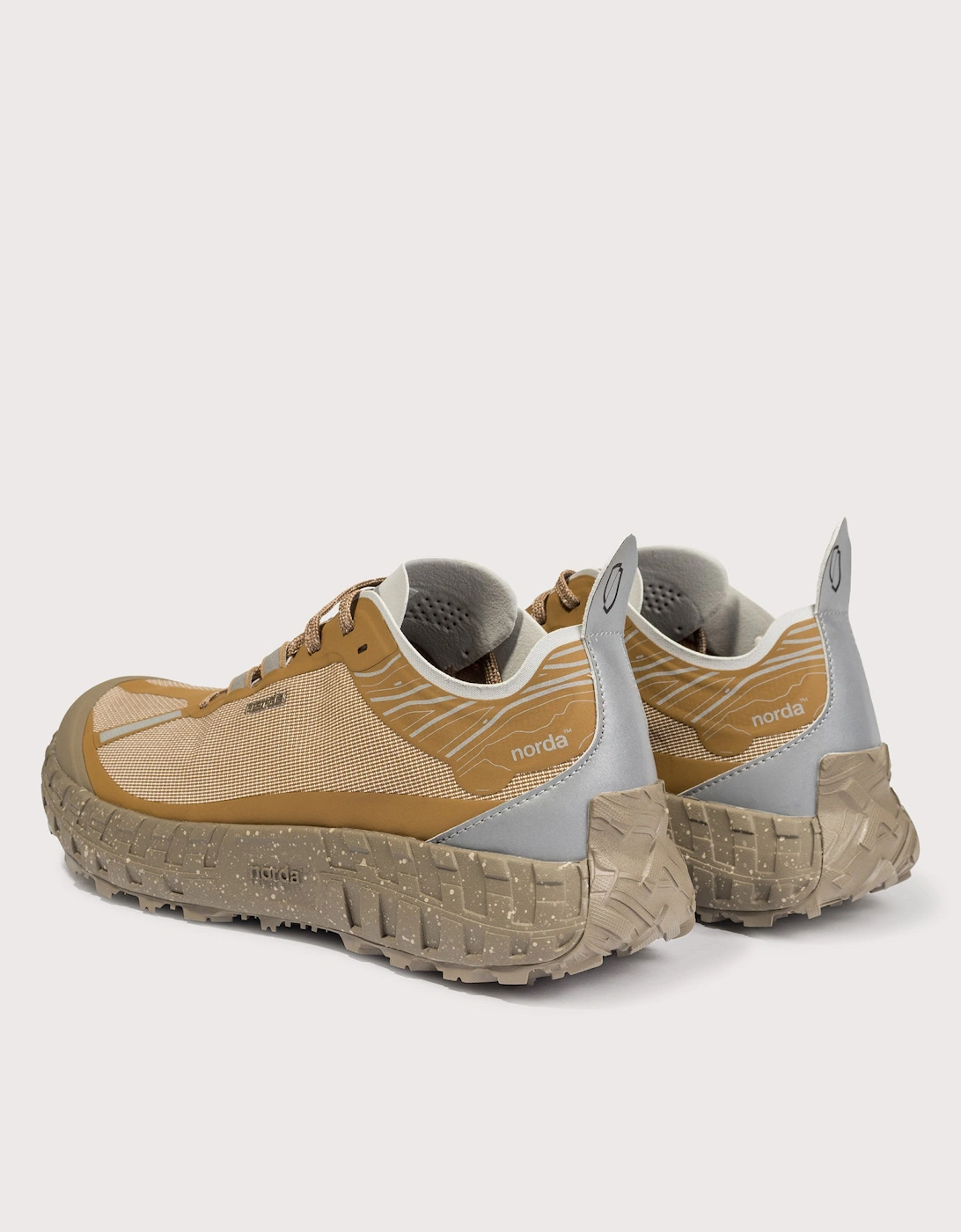 001A Trainers