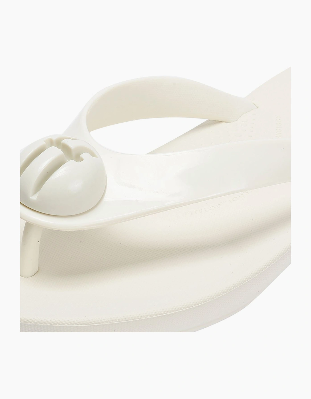FitFlop Iqushion Glossy Button Women's Cream Flip Flops