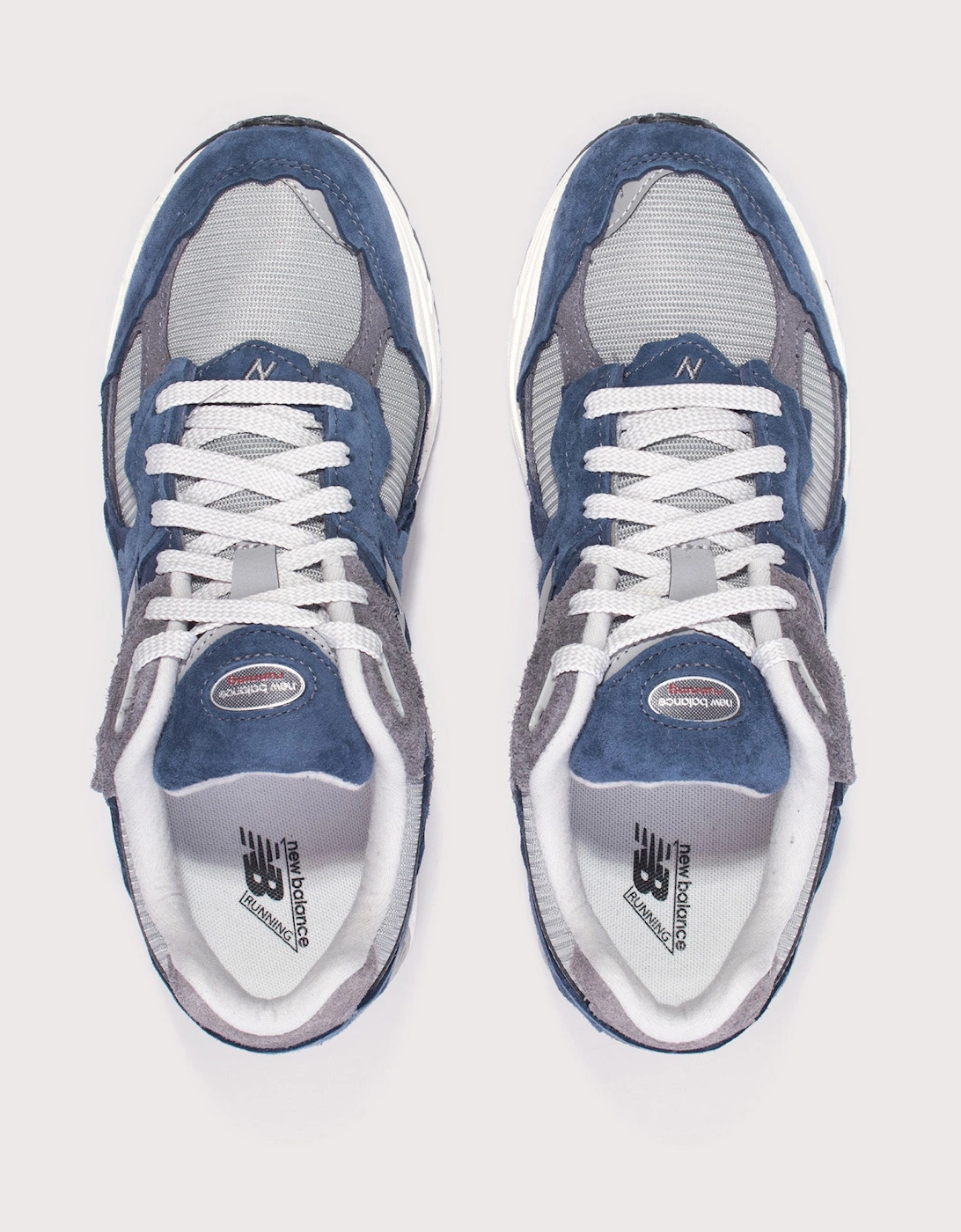 2002D Protection Pack Sneakers
