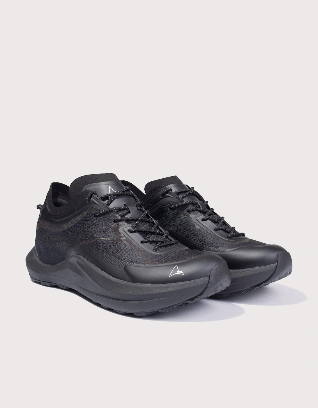 Sella Trainers