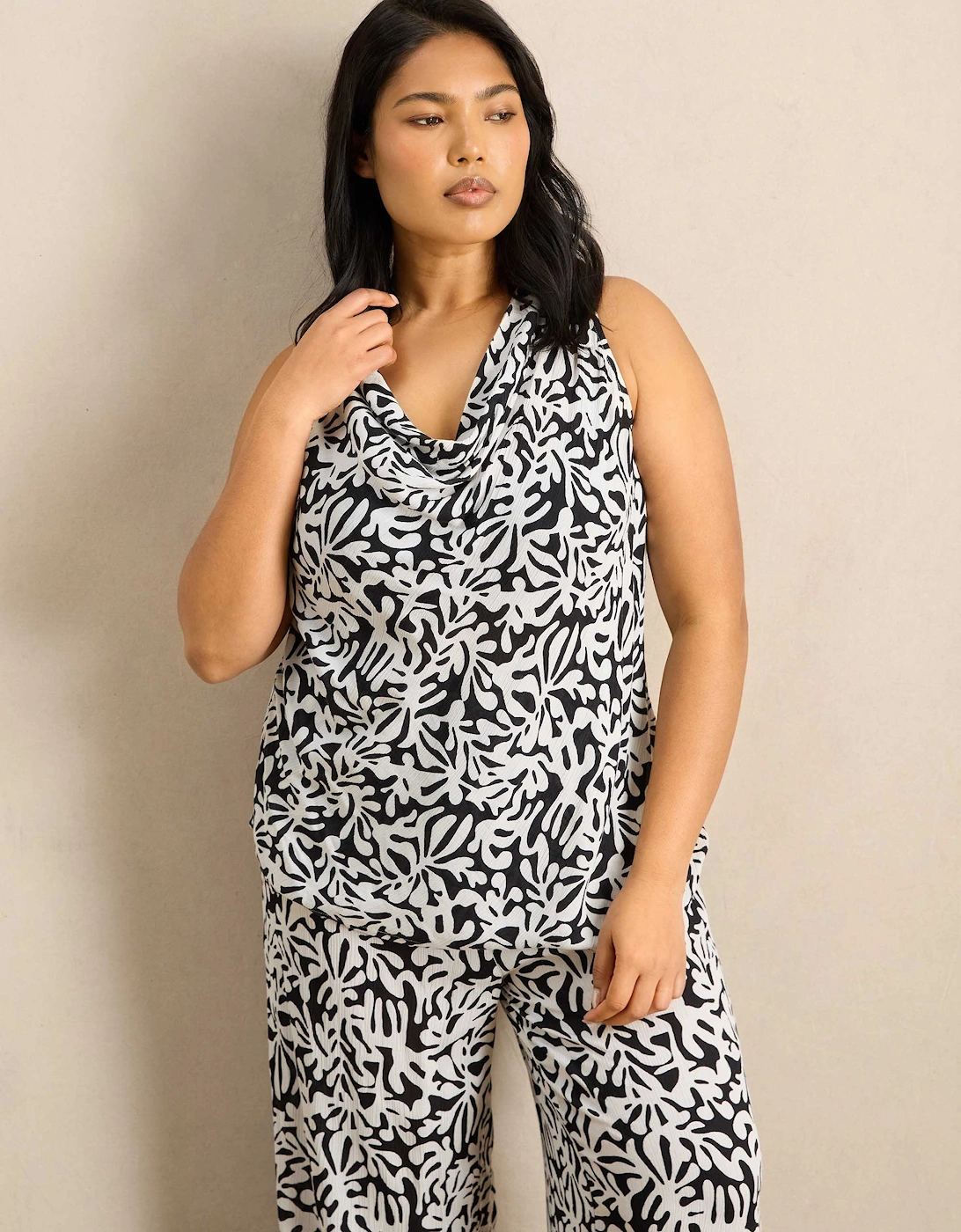 Mono Print Crinkle Drawstring Trouser