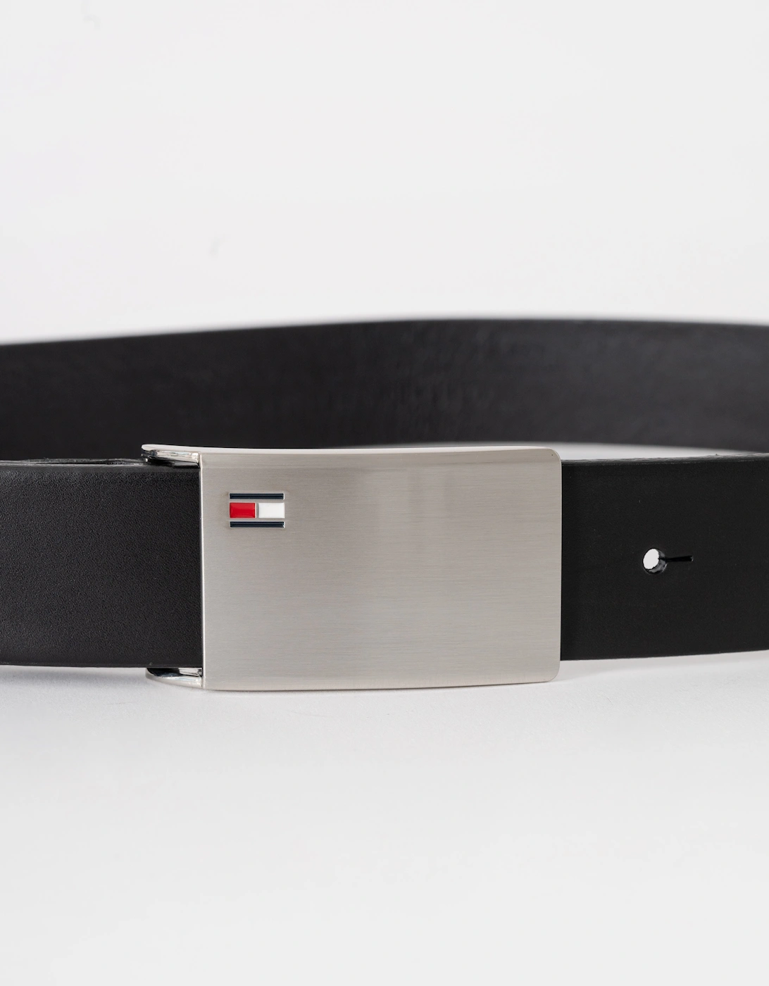 Tommy Hilfiger TH Plaque Mens Adjustable Belt 3.5cm - Black