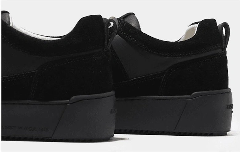 Point Dume Strap Jumbo Stingray Suede & Hardware Black Trainer