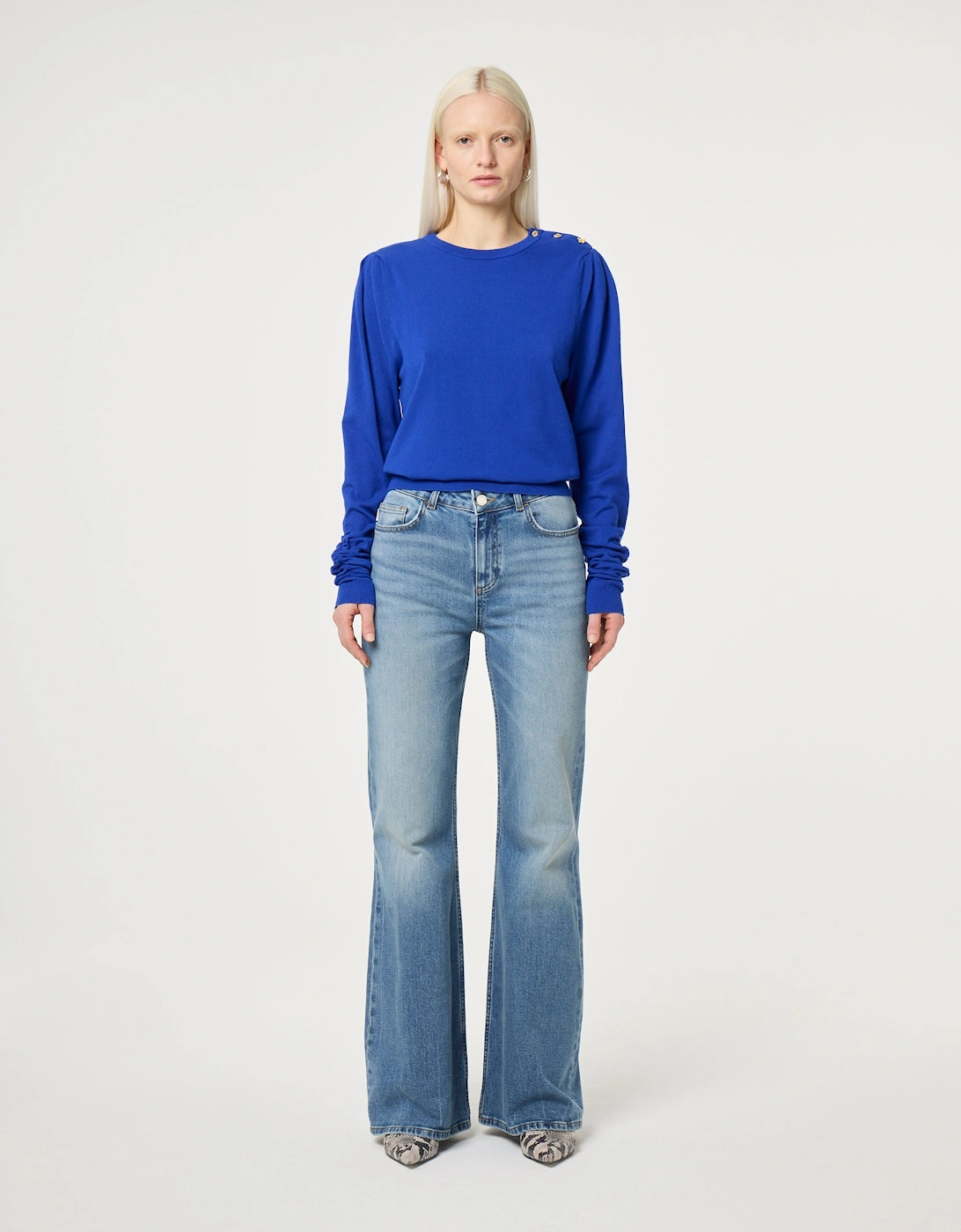 Molly scrunch pullover