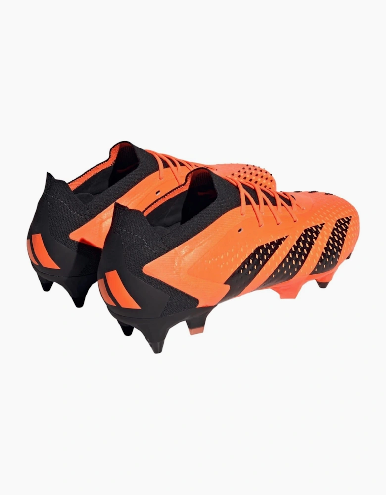 Predator Accuracy .1 Low Soft Ground Football Boots