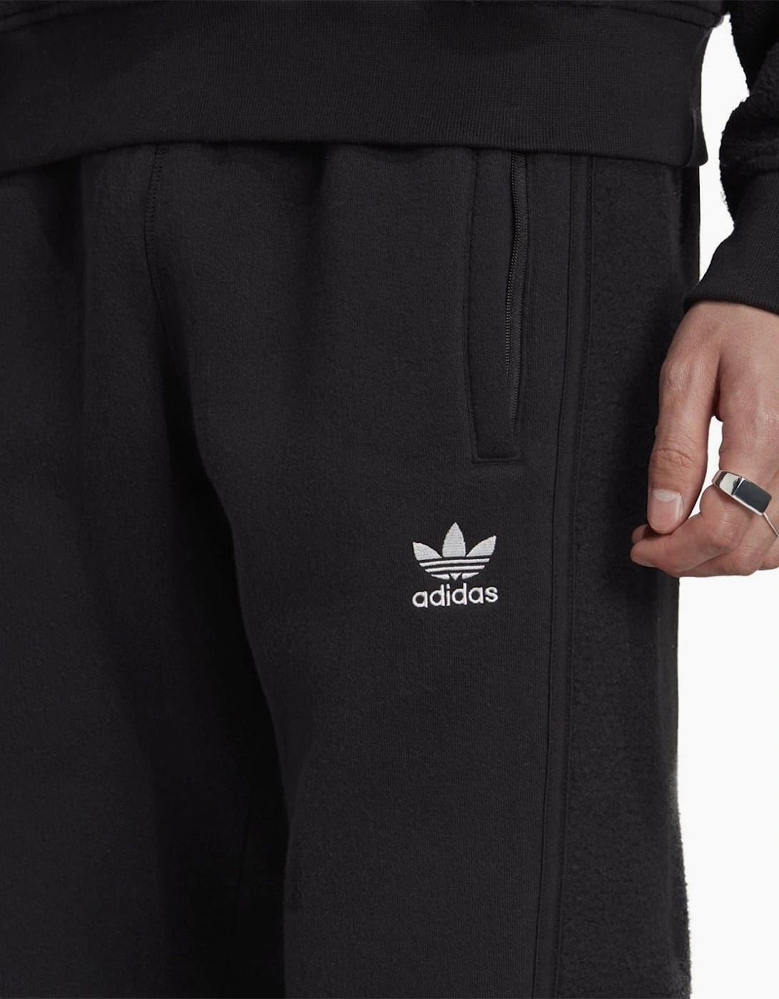 Essential Solid Patterned Joggers