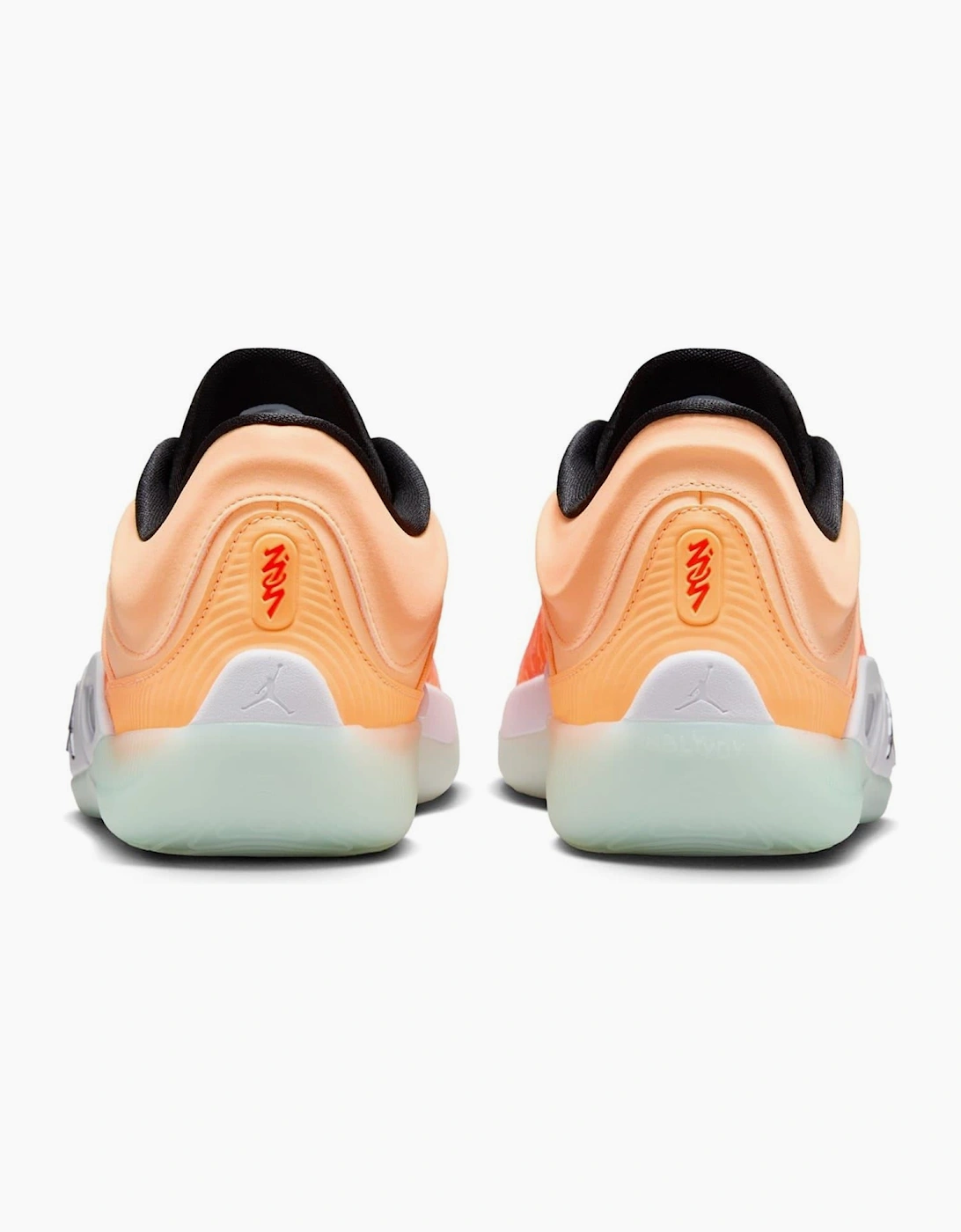 Zion 4 Low Top Sneakers