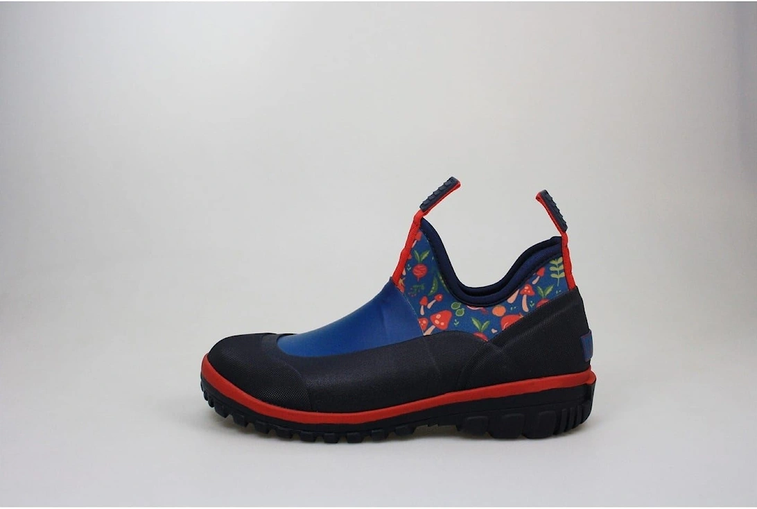 Floral Patterned Rain Boots with Lug Sole, 5 of 4