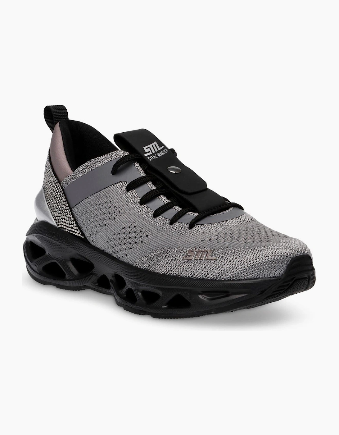 Surge 1r Low Top Sneakers