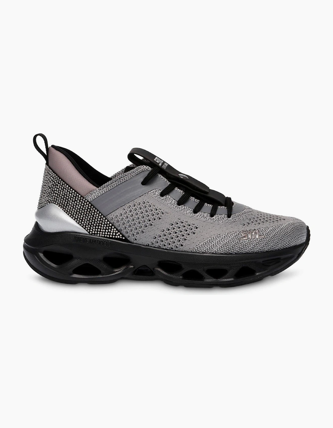 Surge 1r Low Top Sneakers