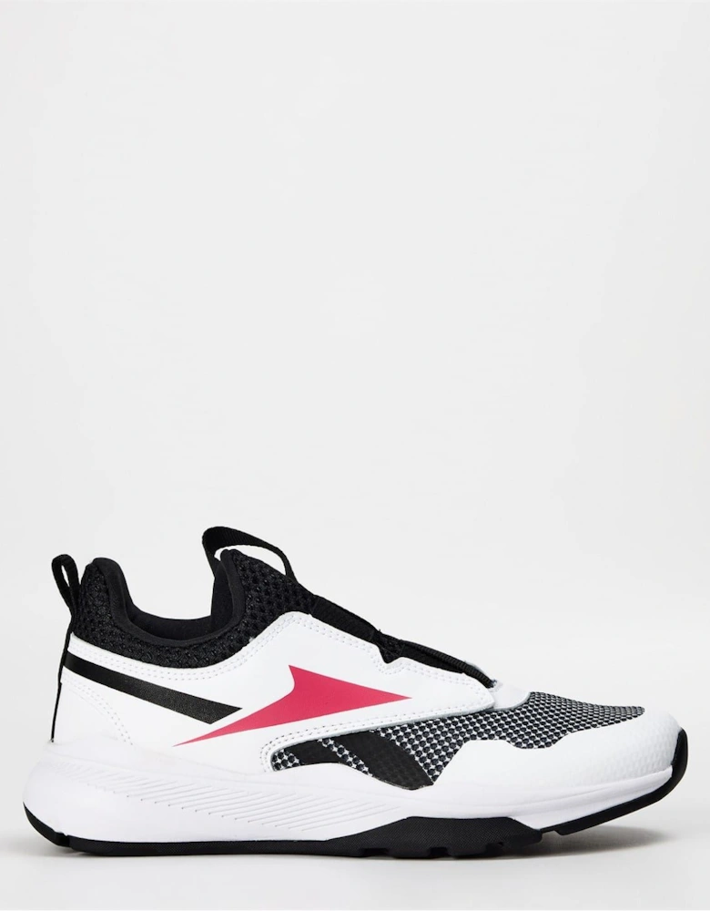 XT Sprinter Round Toe Low Top Sneakers