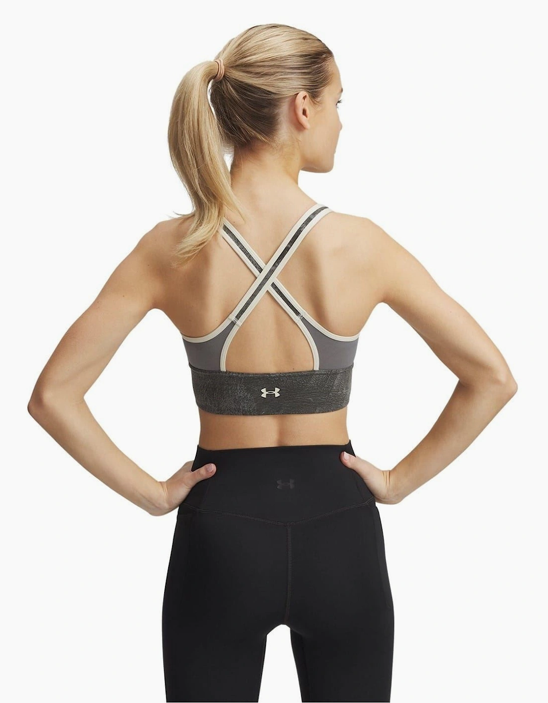 HG Armour Snug Fit Cropped Sports Bra