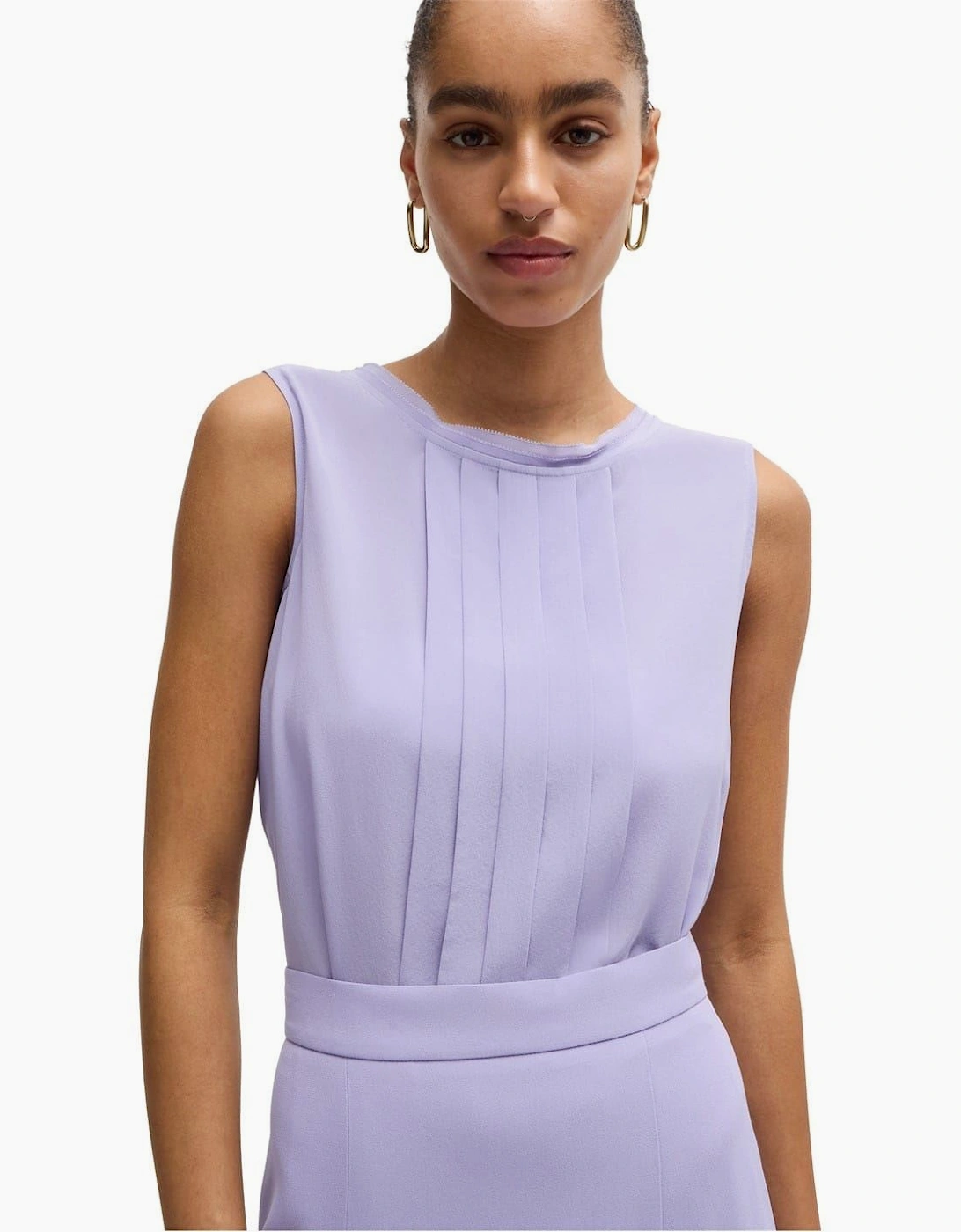 Jewel Neck Sleeveless Regular Fit Blouse