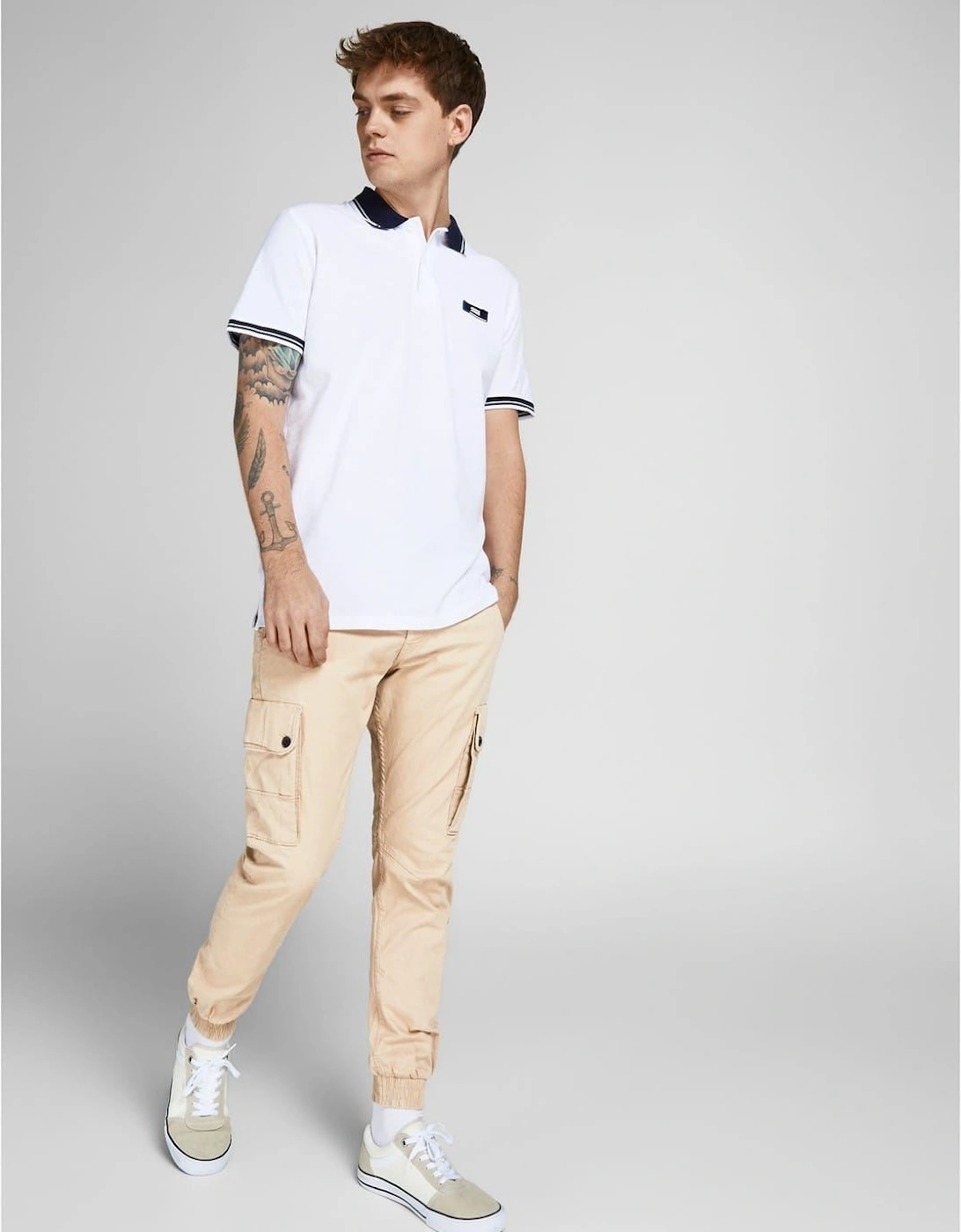Solid Patterned Cuffed Cargo Pants