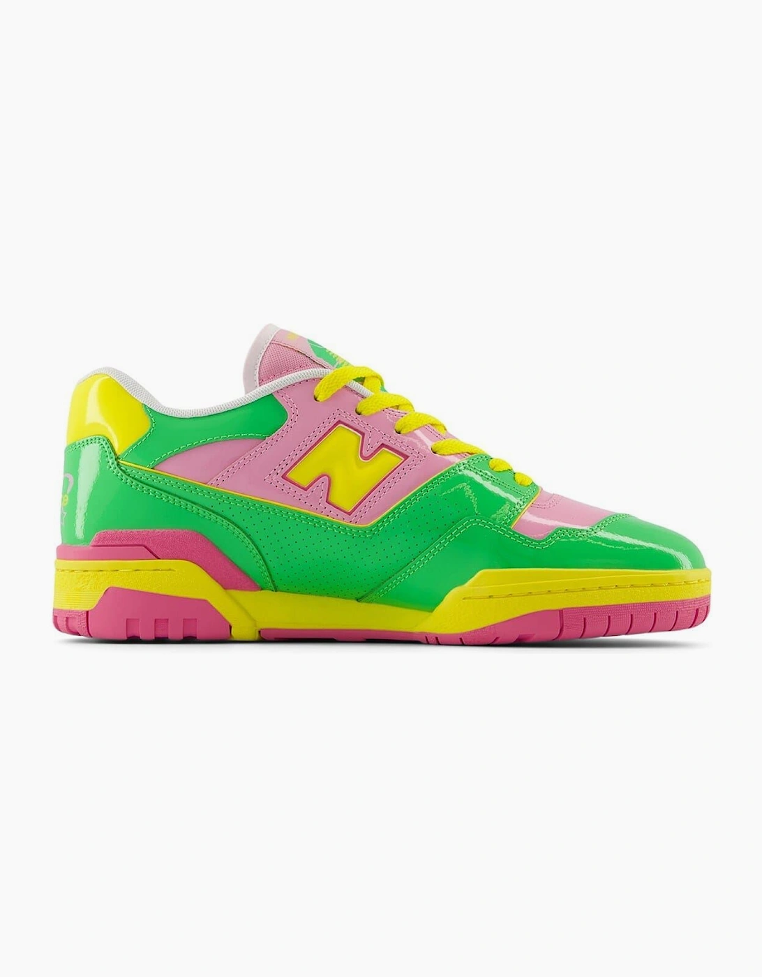 550 Low Top Sneakers