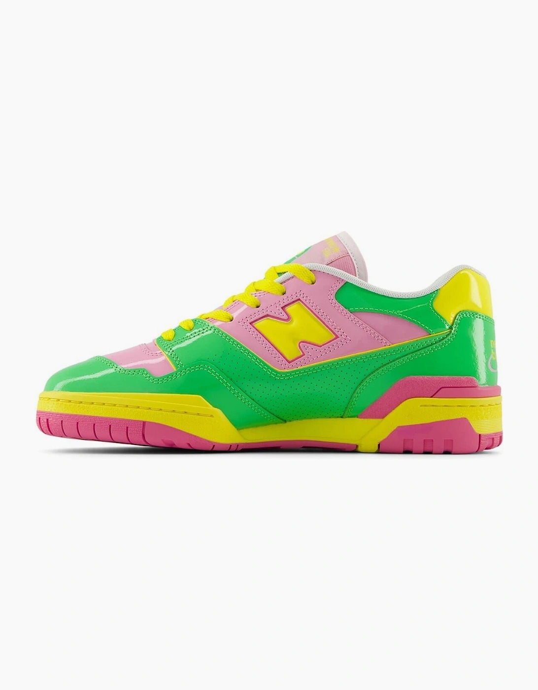 550 Low Top Sneakers