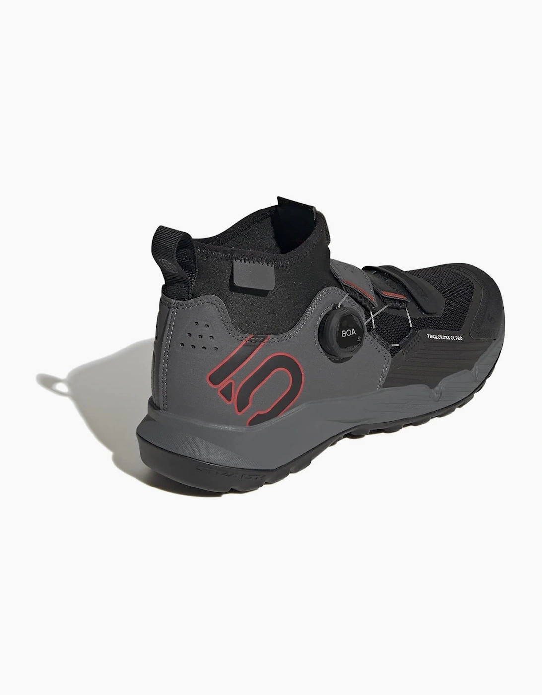 Mid Top Mountain Climbing Sneakers