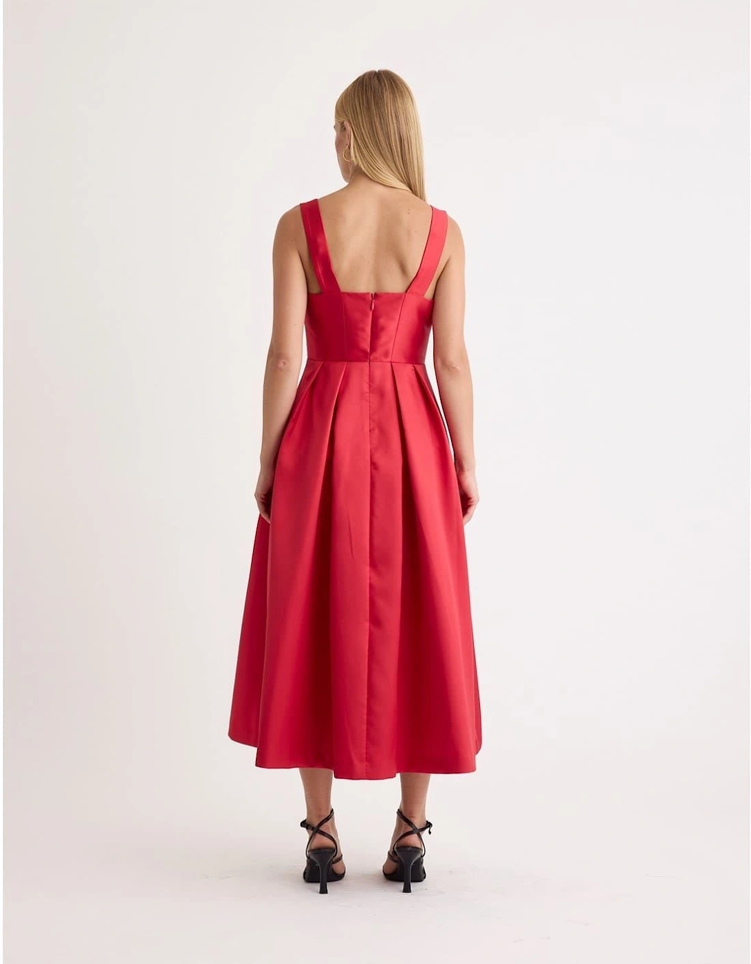 Milda Scoop Neck Midi Dress