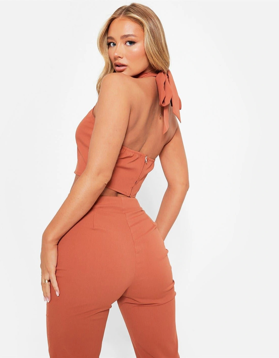 Textured Halterneck Crop Top Co Ord