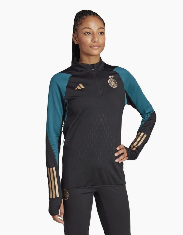Athletic Slim Fit Zip Neck Top