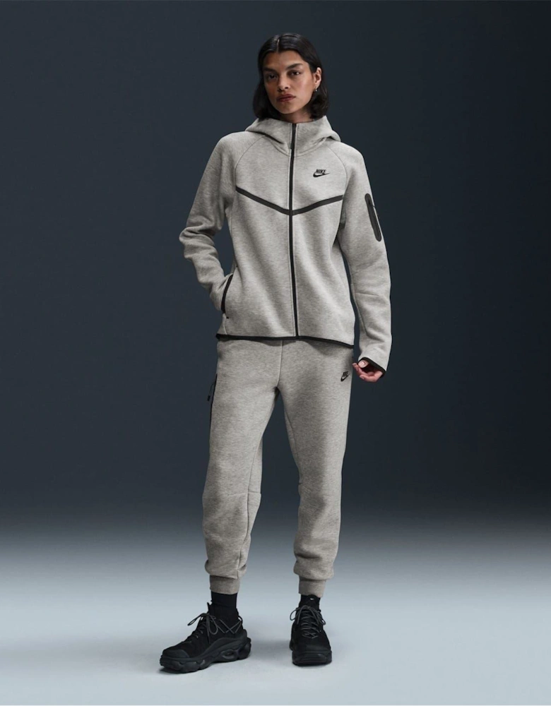 Tech Solid Patterned Hooded Neck Jacket
