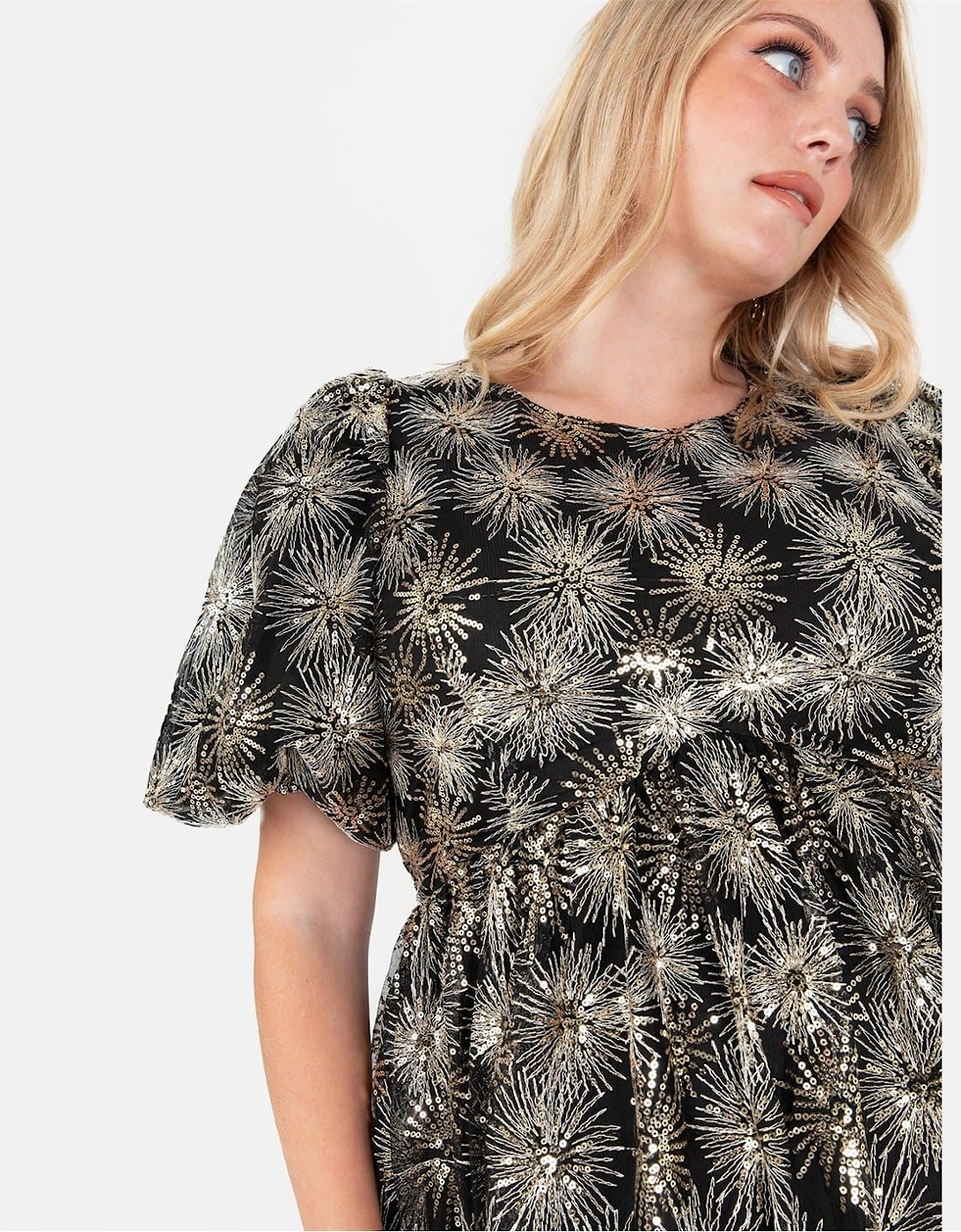 Crew Neck Short Sleeve Babydoll Dress