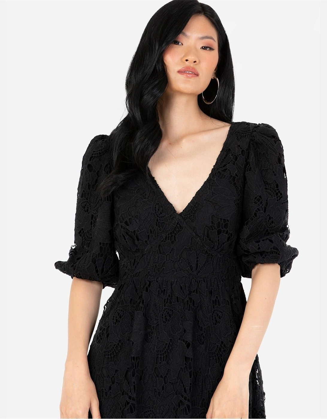 V-Neck Three Quarter Sleeve Midi Dress