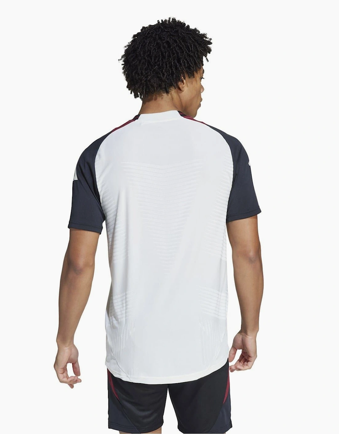 MUFC Pro Crew Neck Raglan Sleeve Jersey