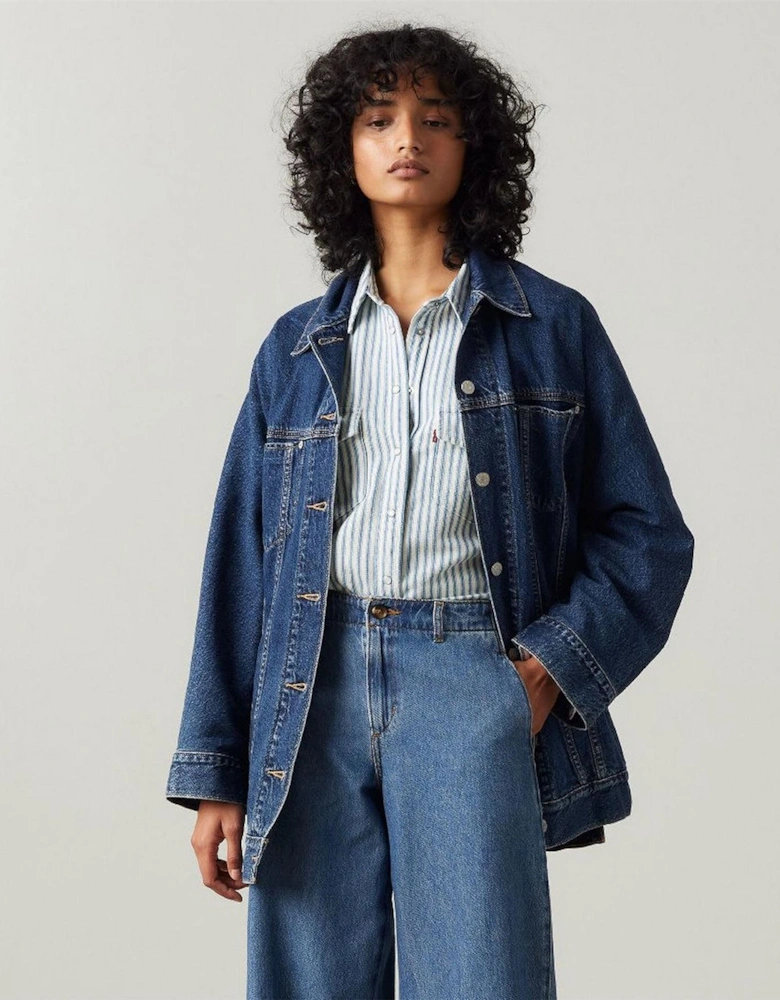 Solid Patterned Trucker Denim Jacket with Flap Pocket