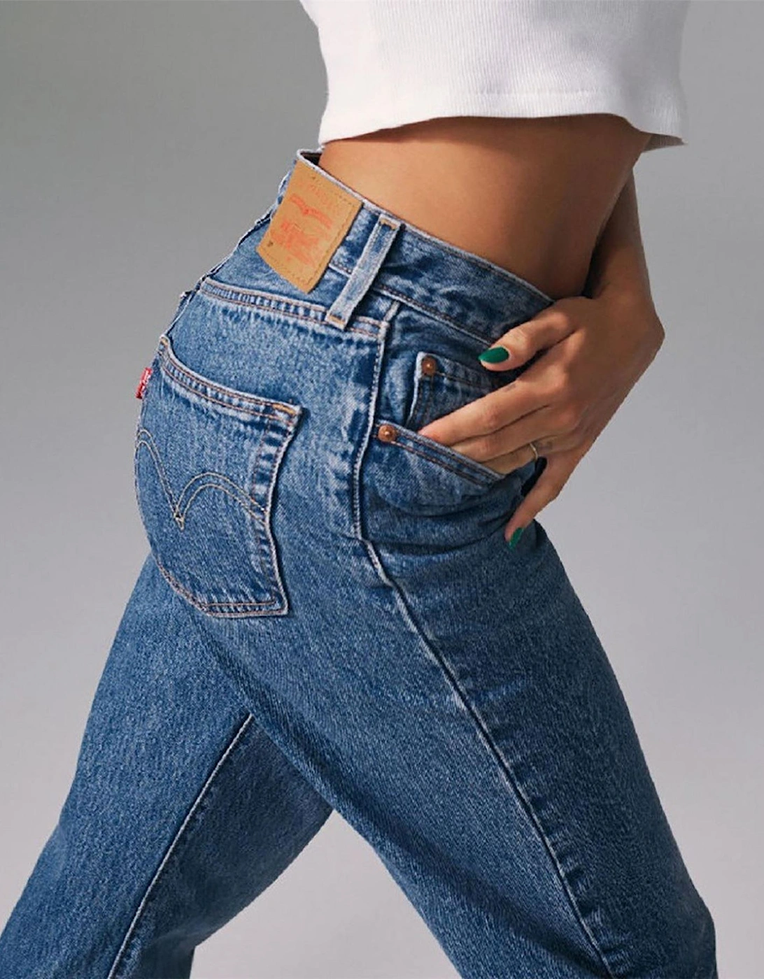 90s High Rise Straight Leg Jeans