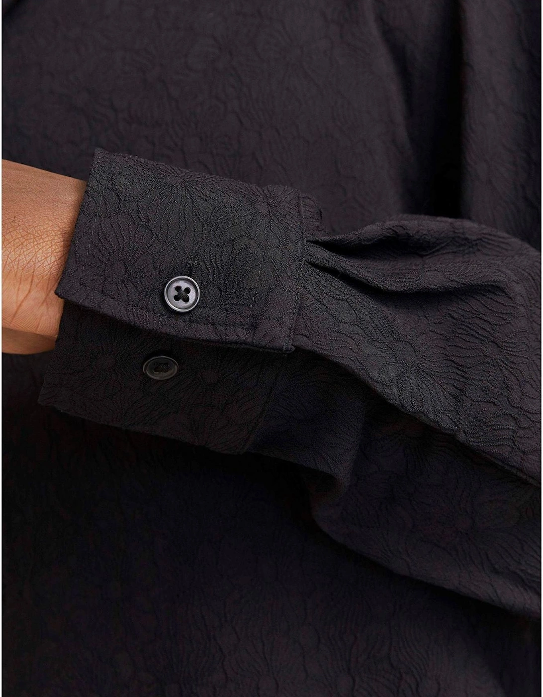 Jacquard Collared Neck Long Sleeve Shirt