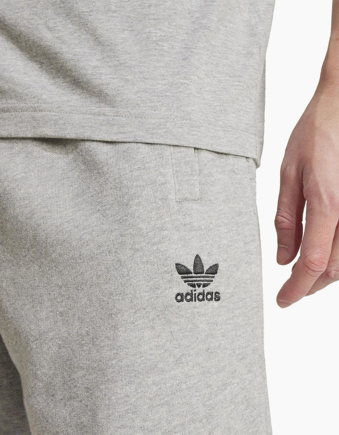 Ess Shorts