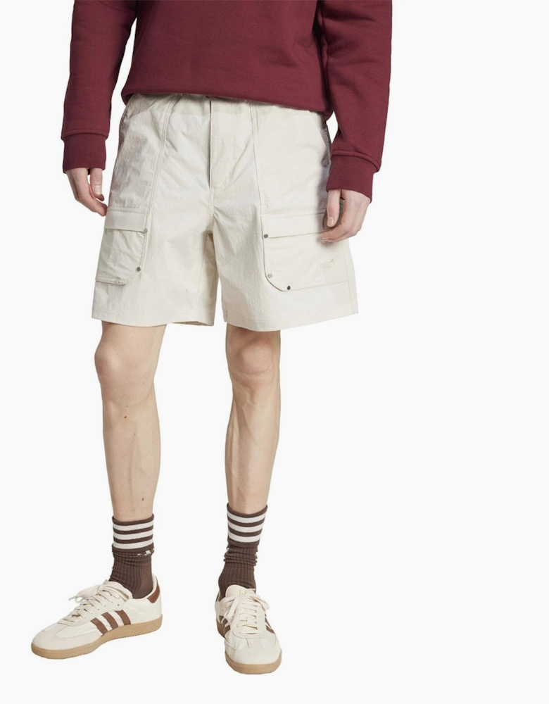 P Ess C Shorts