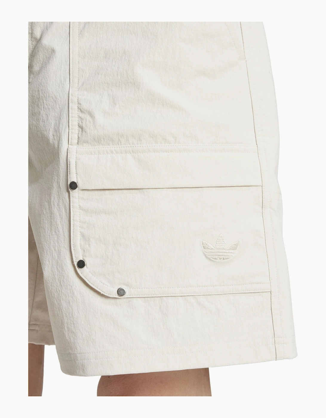 P Ess C Shorts