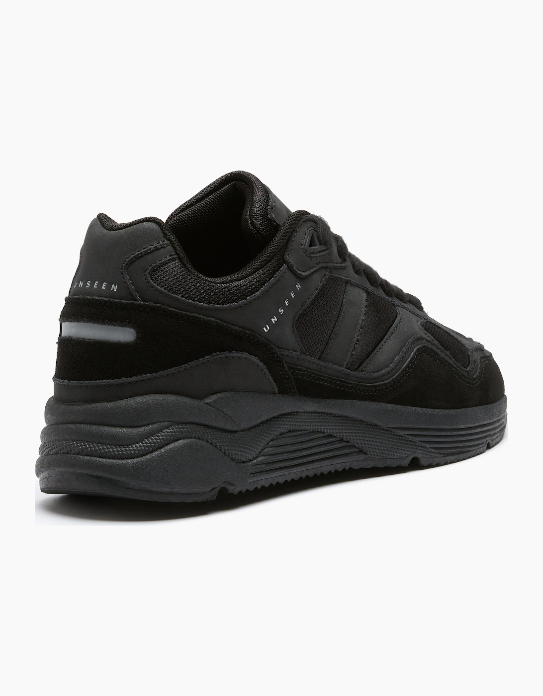 Runa Black/Black