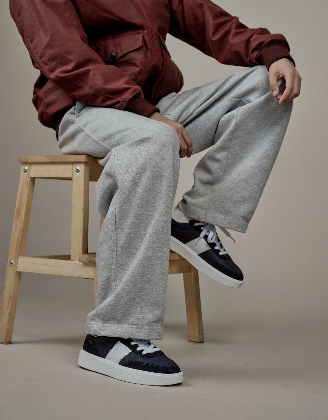 Halkett Navy/White