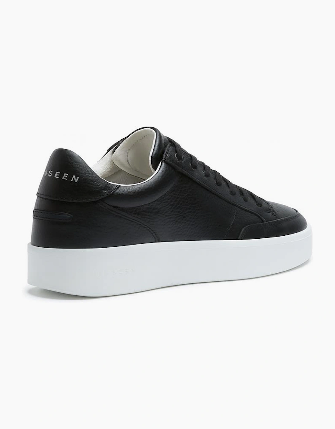 Helier Black/White