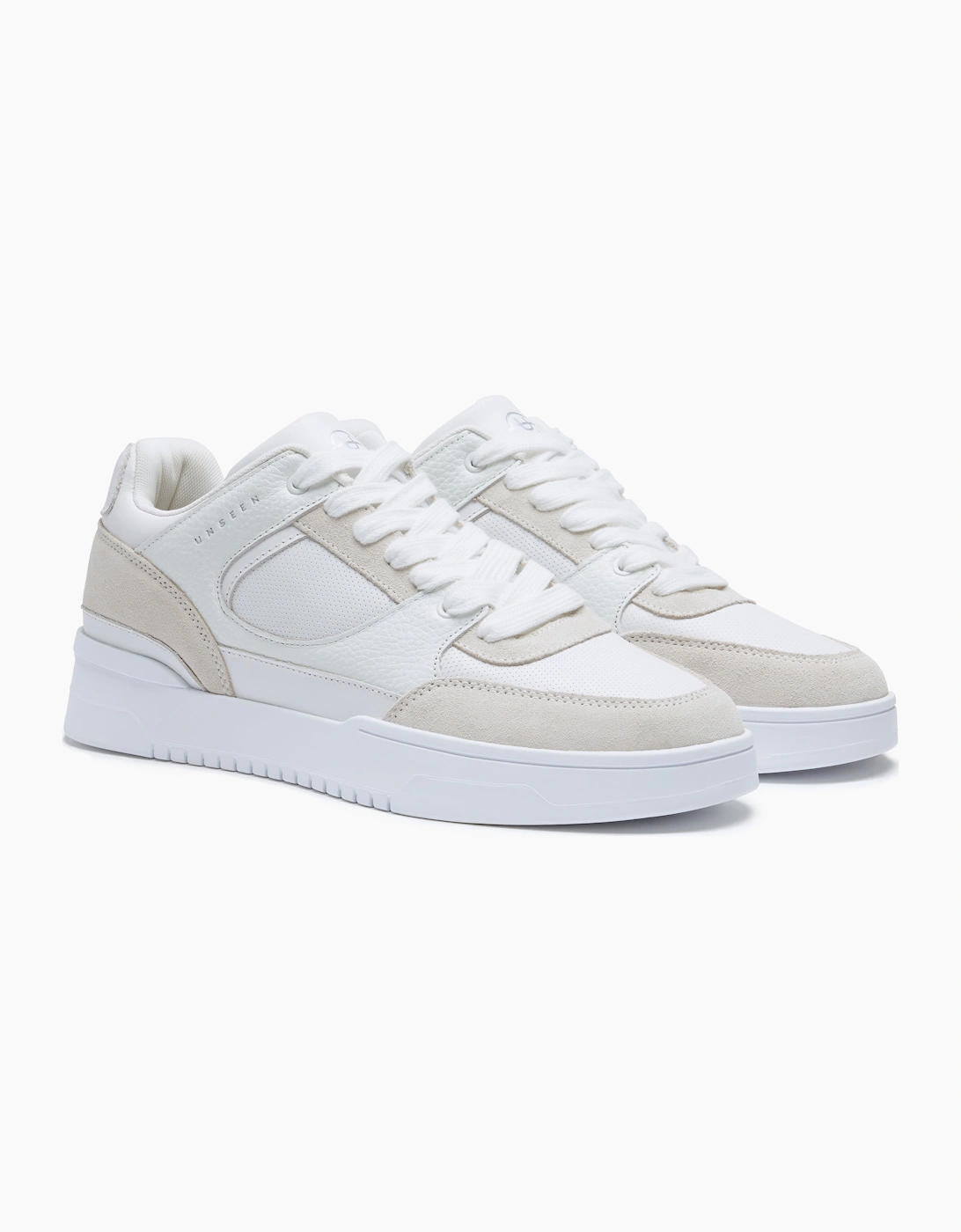 Regent White/White, 7 of 6
