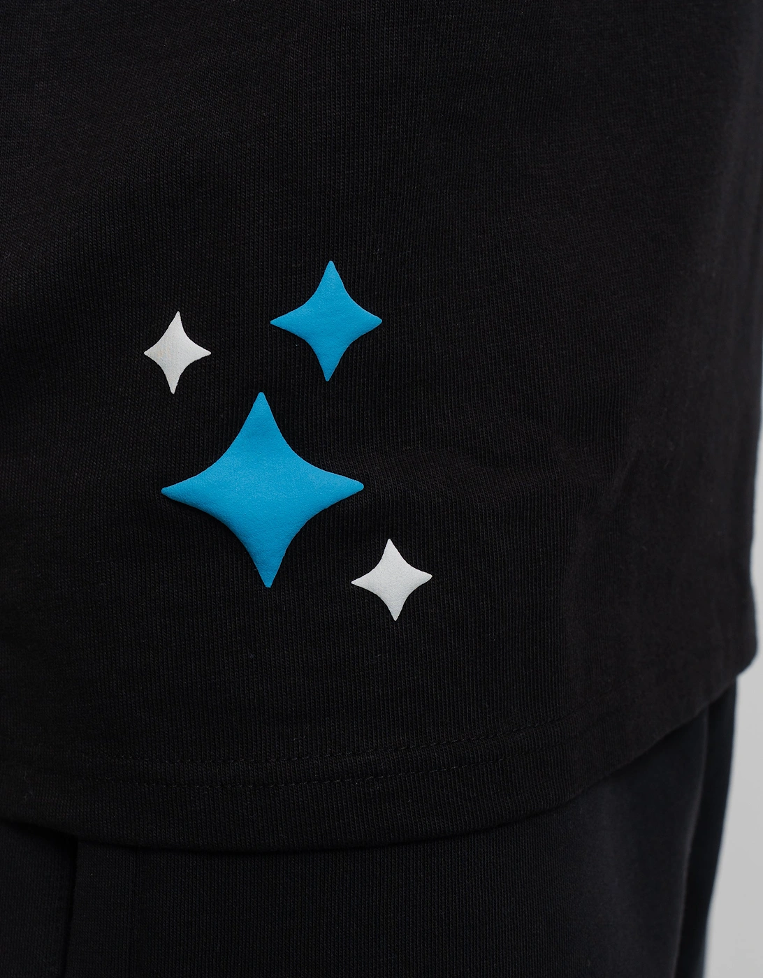 Fresh Couture Fresh Flavours T-Shirt - Black/Blue