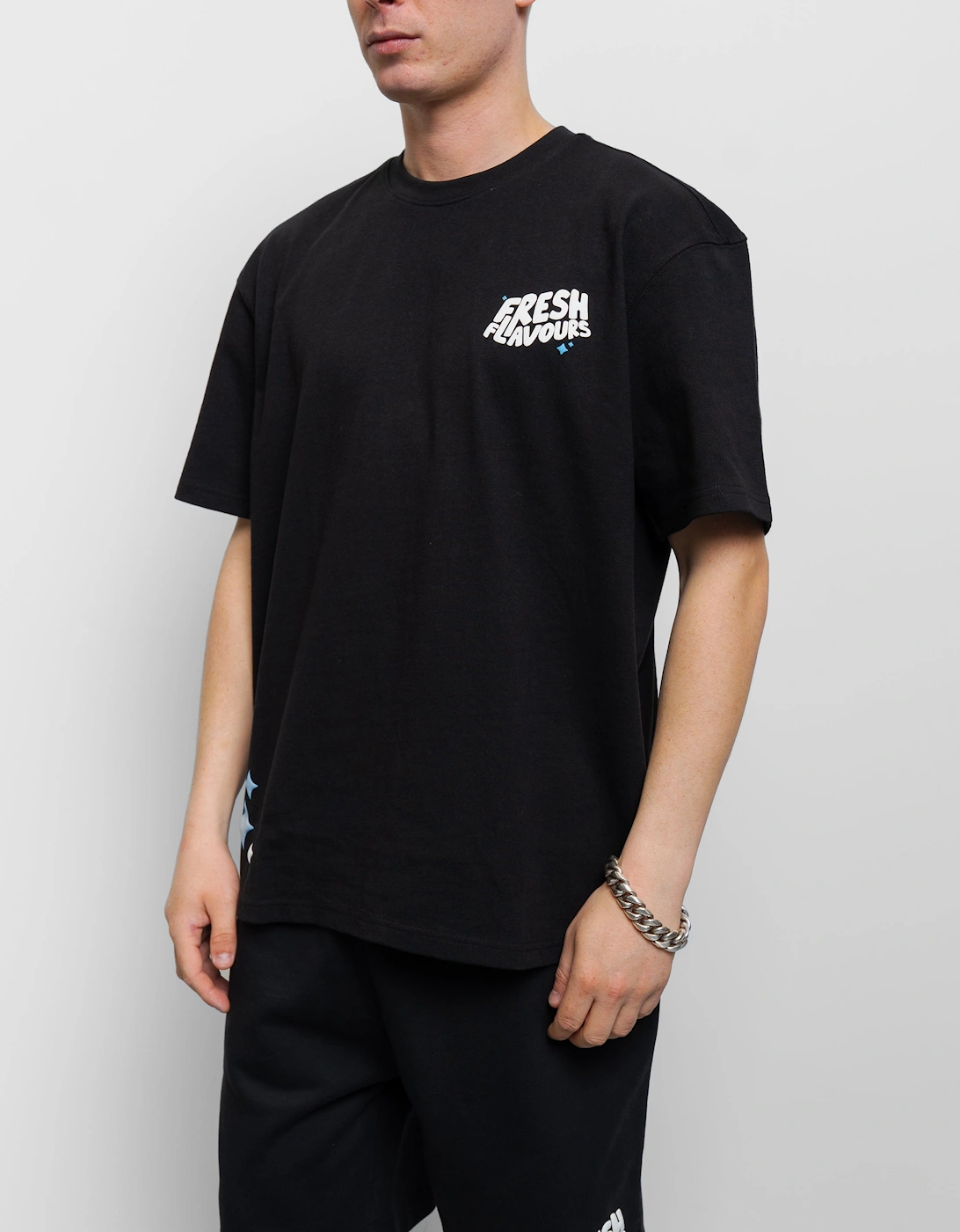 Fresh Couture Fresh Flavours T-Shirt - Black/Blue