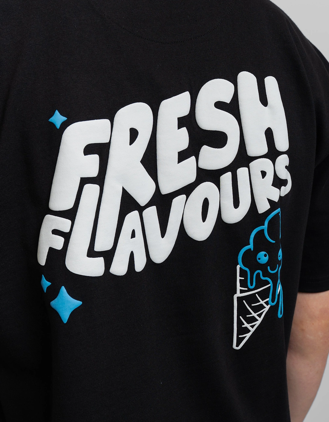 Fresh Couture Fresh Flavours T-Shirt - Black/Blue