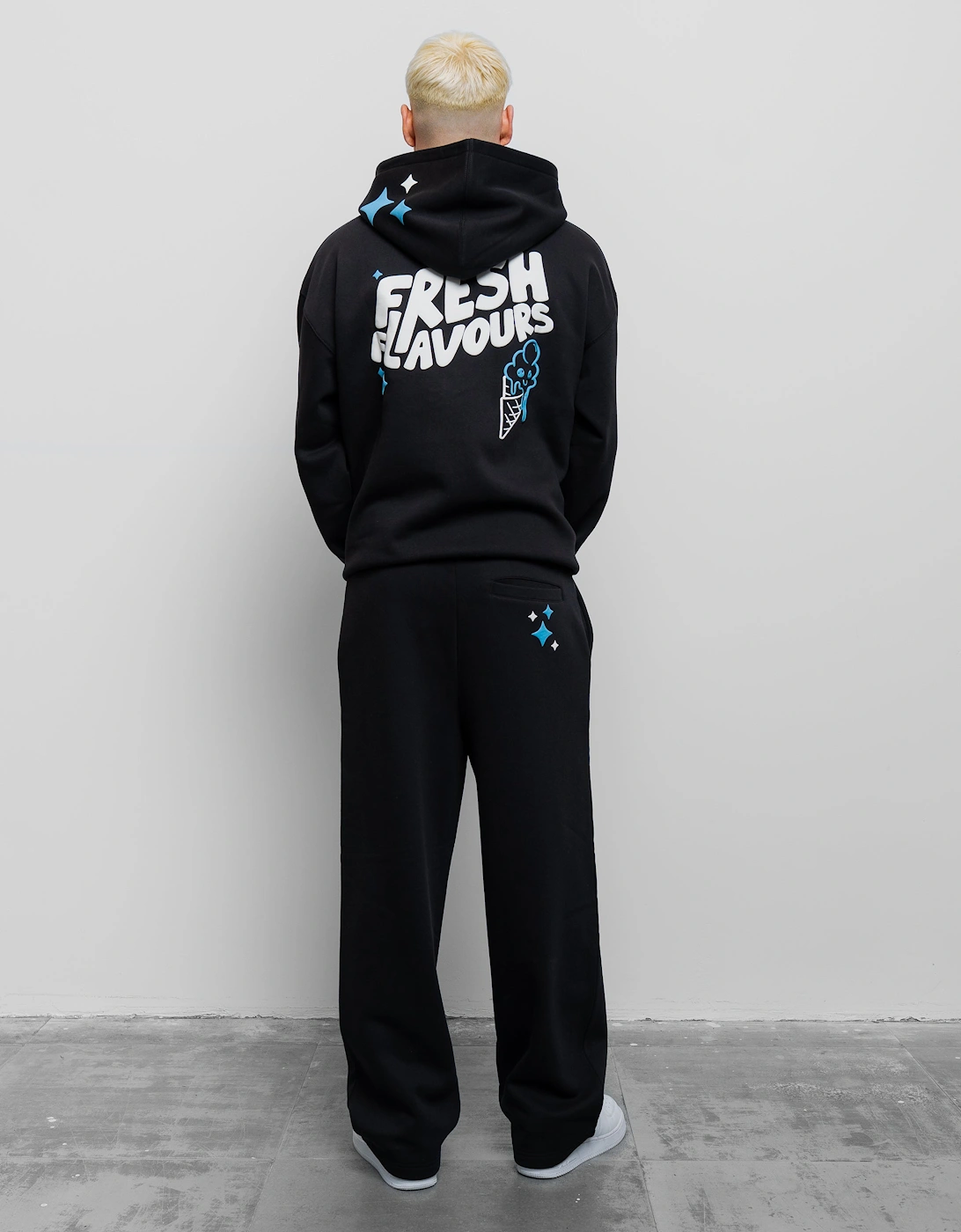 Fresh Couture Fresh Flavours Hoodie - Black/Blue