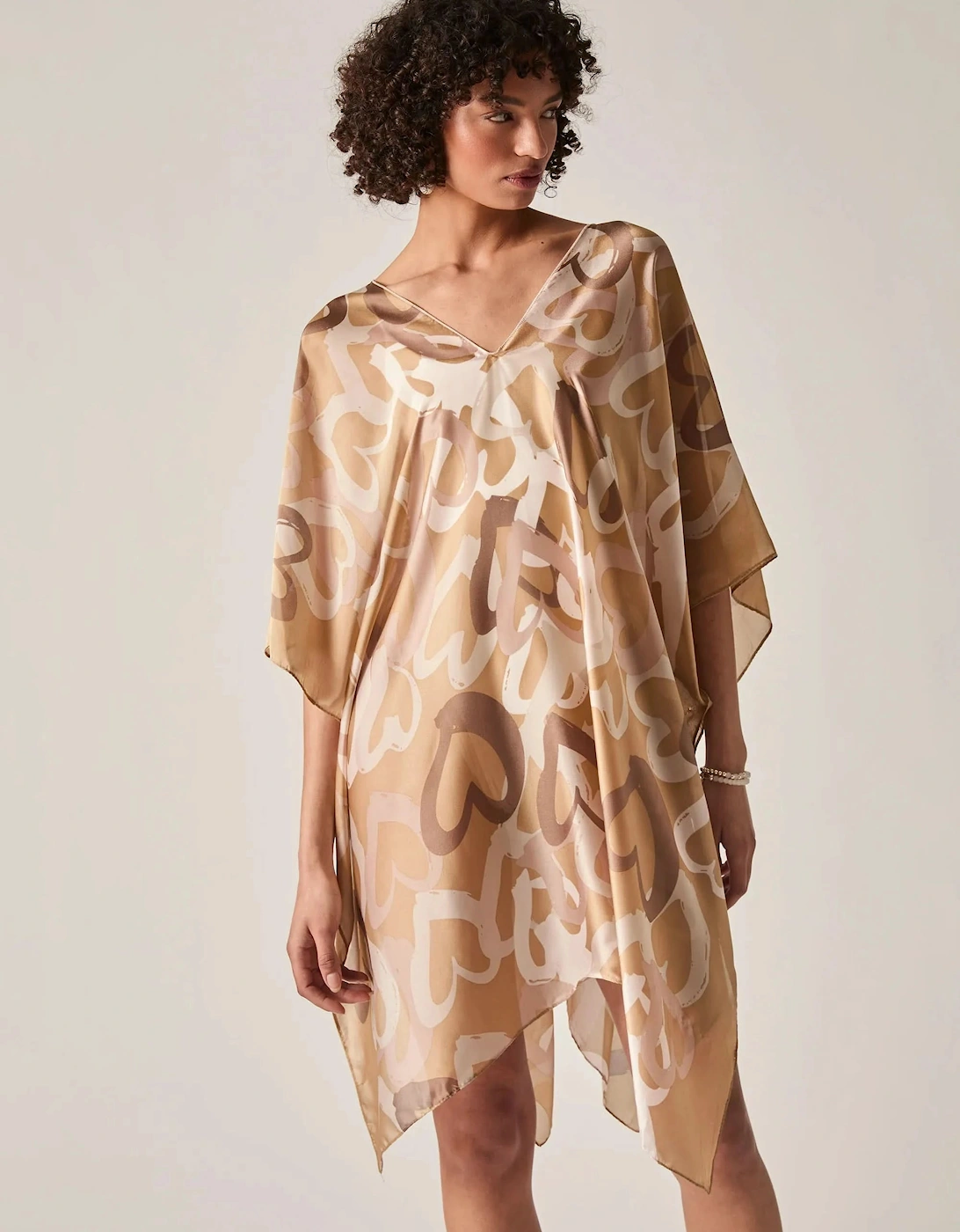 Beige Heart Print Kaftan